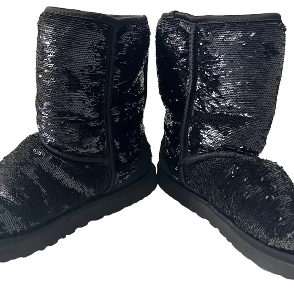 Ugg Short Cosmos Sequin Boots Size 8