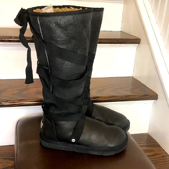 UGG Tall Black Suede Wrapped Bow Boots Sz 7