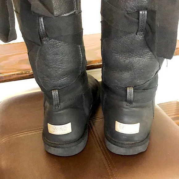 UGG Tall Black Suede Wrapped Bow Boots Sz 7