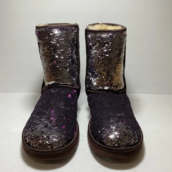 UGG Women Classic Short Sequin Sparkle Boots Silver Pink Reversible Size 7