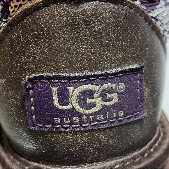 UGG Women Classic Short Sequin Sparkle Boots Silver Pink Reversible Size 7