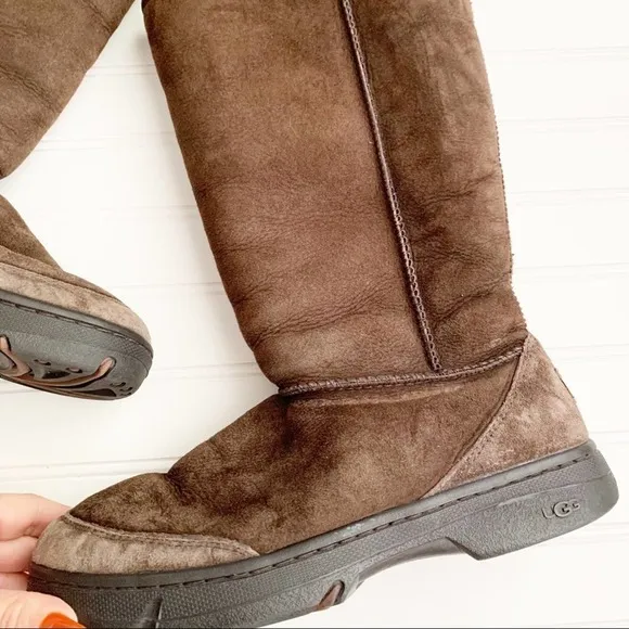 UGG Women’s 9 Chocolate Brown Ultimate Tall Braid Boots