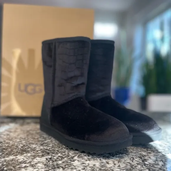 UGG Women’s Classic Short Black Croc II Velvet Boots