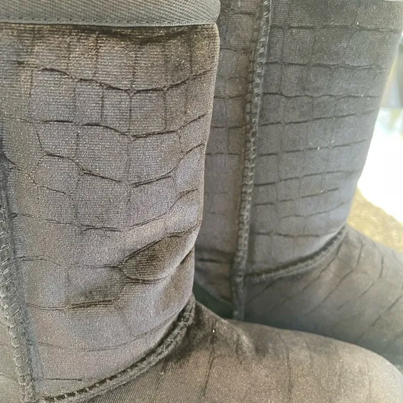 UGG Women’s Classic Short Black Croc II Velvet Boots