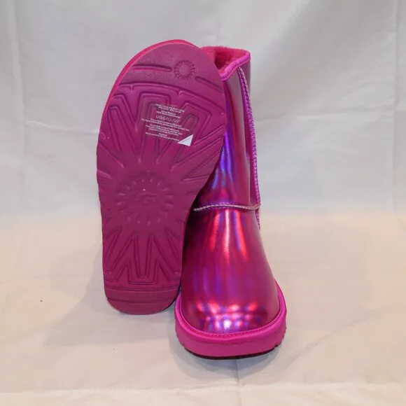 UGG WOMEN'S IRIDESCENT CLASSIC SHORT METALLIC PINK BOOTS SZ 10‎