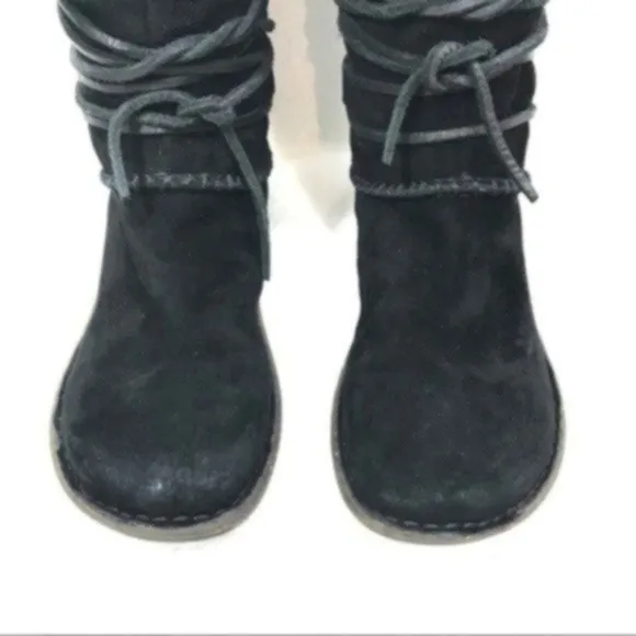 UGG Women’s leather tall boots size 6