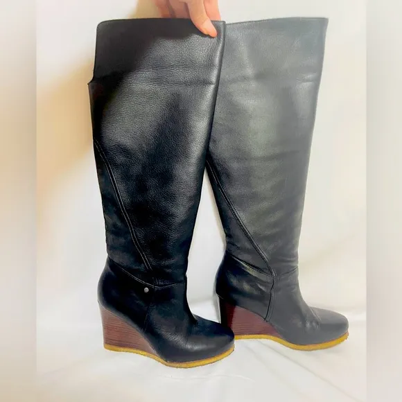 UGG Women’s Ravenna Black Leather Tall black boots