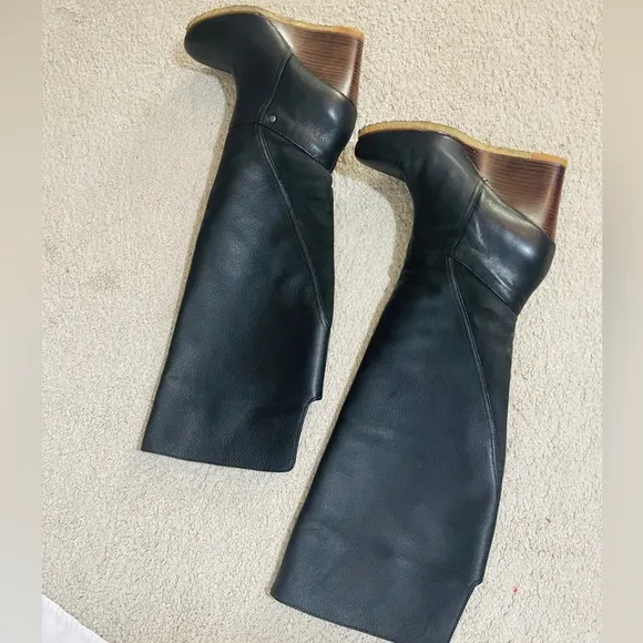 UGG Women’s Ravenna Black Leather Tall black boots