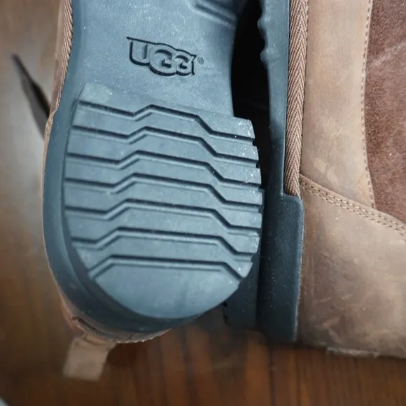 Ugg Womens Shoes Size 7 Brown Cayli Waterproof Leather Suede Lace Up Boot