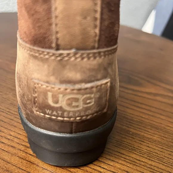Ugg Womens Shoes Size 7 Brown Cayli Waterproof Leather Suede Lace Up Boot