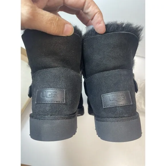 UGG Women’s Timely Short Buckle Boots In Black Sz 5 New