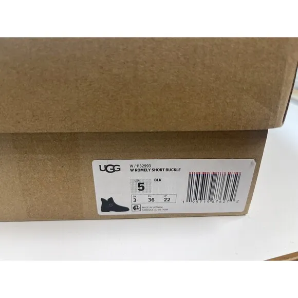 UGG Women’s Timely Short Buckle Boots In Black Sz 5 New