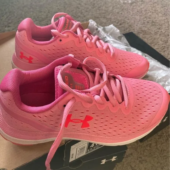 Under Armour Girls size 4 Pink Shoes light weight model-UA GS CHARGED IMPULSE