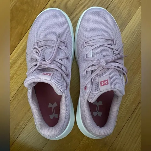 Under Armour Pink Fog &amp; White Ripple 2.0 AL Running Shoe - Kids Size 5.5Y