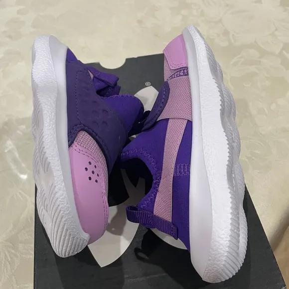 Under Armour Run Play kids' shoes