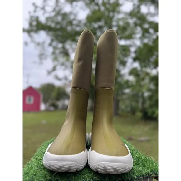 Under Armour tall Rain boots 16&quot; H Size 9 Green Rare