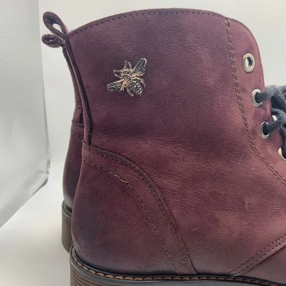 V-Italia La Farfalla Water Resistant Plum Royal Nubuck Leather Size 8