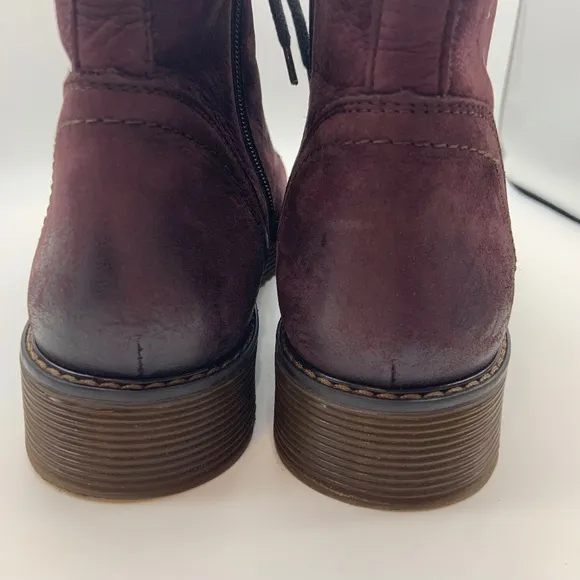 V-Italia La Farfalla Water Resistant Plum Royal Nubuck Leather Size 8