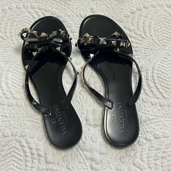 VALENTINO Rockstud Rubber Thong PVC Flip Flop Bow Sandals Black Platinum 38