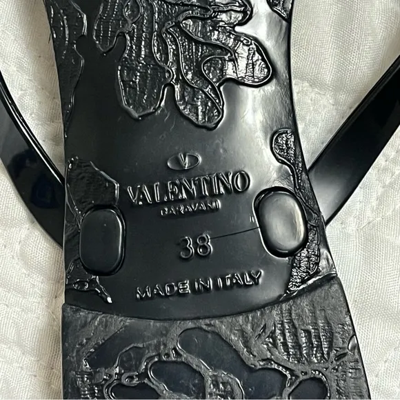 VALENTINO Rockstud Rubber Thong PVC Flip Flop Bow Sandals Black Platinum 38