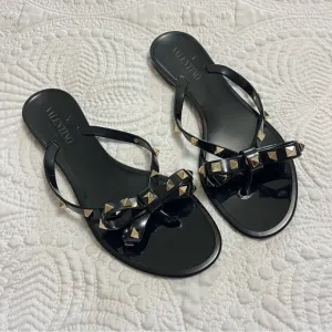 VALENTINO Rockstud Rubber Thong PVC Flip Flop Bow Sandals Black Platinum 38