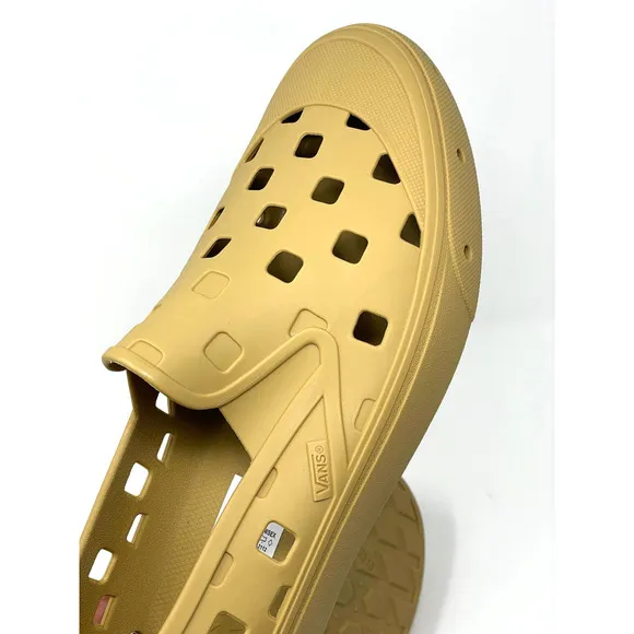 Vans Slip-On TRK Men's Size 13 Mustard Gold Sneakers Trek Water Shoes 2022 NWT