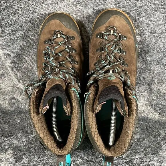 Vasque Snowblime UltraDry Insulated Waterproof Hiking Boots Winter Women Sz 9