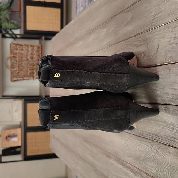 Veronica Beard Baxter Chelsea Leather Boot in Black Size 8 Retail $450