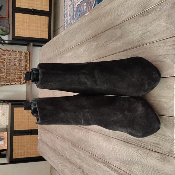 Veronica Beard Baxter Chelsea Leather Boot in Black Size 8 Retail $450