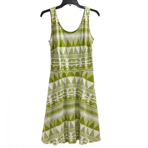 “Vibrant Green &amp; White Geometric Print Sleeveless A-Line Dress”
