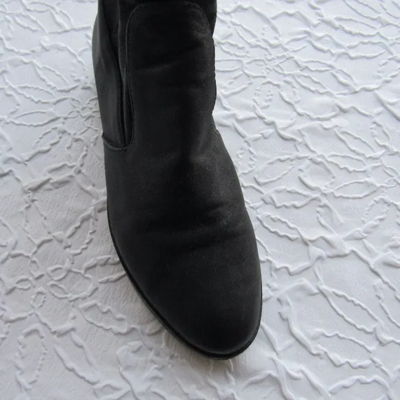 Vince Camuto 38 8.5 8 1/2  Womens Over The Knee Boots Black Lave Up Back Zip