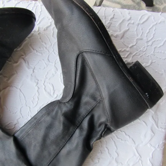 Vince Camuto 38 8.5 8 1/2  Womens Over The Knee Boots Black Lave Up Back Zip