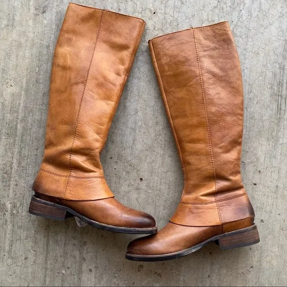 Vince Camuto | Finny Brown Leather Knee Boots 6