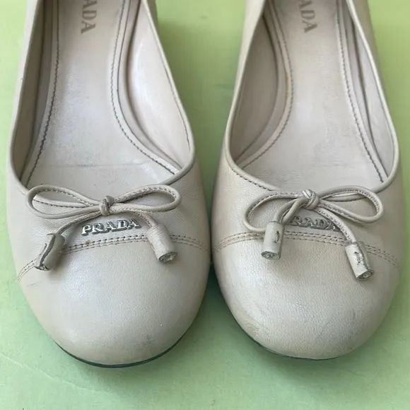 Vintage cream/silver Prada shoes