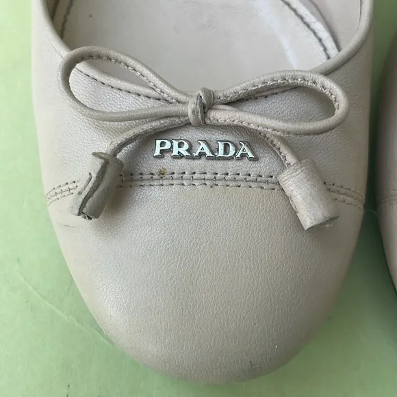 Vintage cream/silver Prada shoes