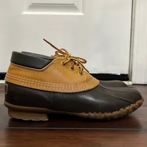 Vintage L. L. Bean Maine Hunting Shoe Short Duck Boots  Gumshoes size 8 Lace Up