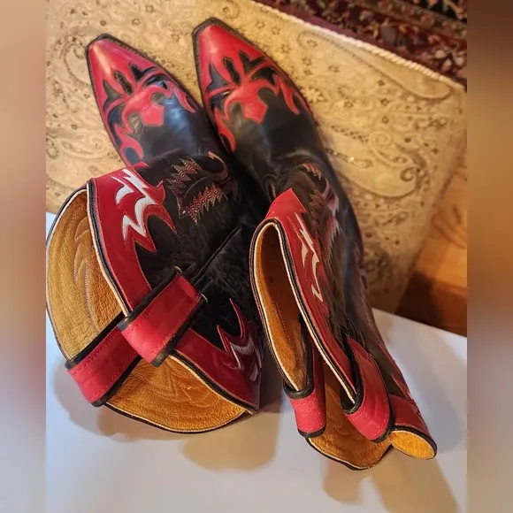 Vintage Leather Cowboy Boots!