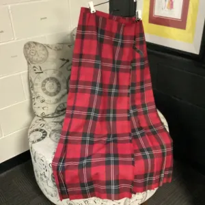 Vintage Talbots  Tartan Plaid Pleated 100% Wool Skirt 8 greens / reds