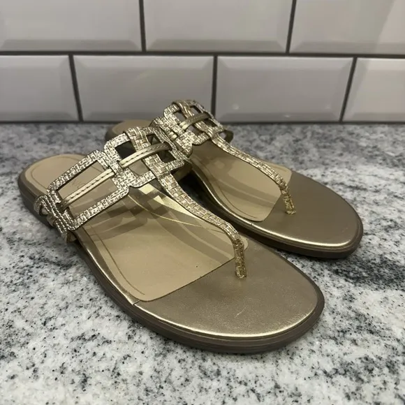Vionic Alvana Gold Leather Thong Flat Sandals Women's 8.5 Comfort Arch Support