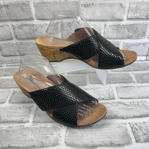 Vionic Leticia Women's 10 Black Pebble Leather Cork Wedge Comfort Sandals