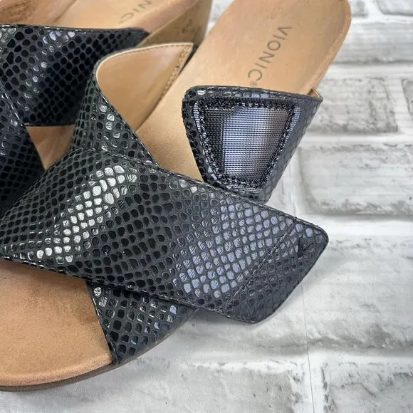 Vionic Leticia Women's 10 Black Pebble Leather Cork Wedge Comfort Sandals