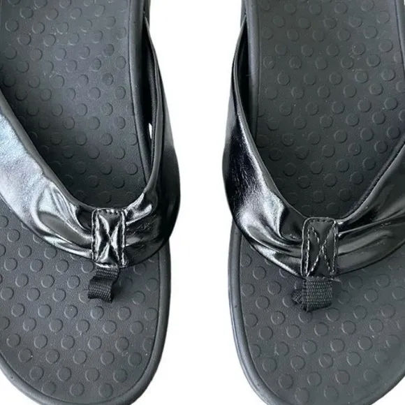 Vionic Melo Toe Post Sandals Black Women’s Size 12 Black Flip Flop Sandals