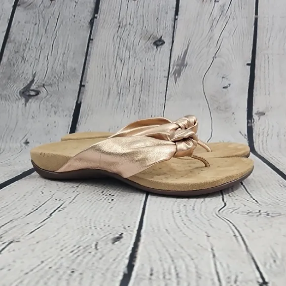 Vionic Pippa Women's Rose Gold Thong Flip Flop Sandals Size 9