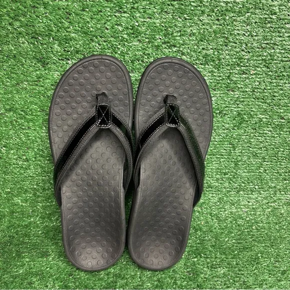 Vionic Tide Sandals Women's Size 9 Black Flip Flops - NEW