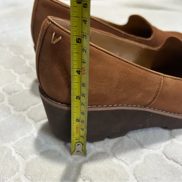 Vionic Willa Wedge Loafer Women’s Size 10. Toffee. Water Repellant Suede Upper
