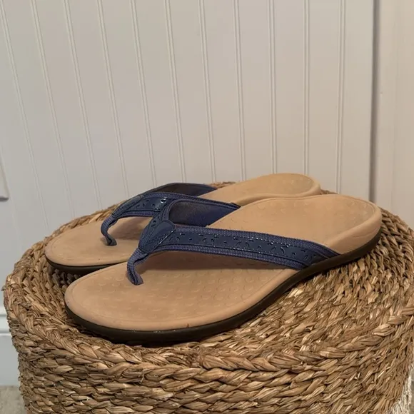 Vionic Women's Blue Sandals - 8 - Great Condition