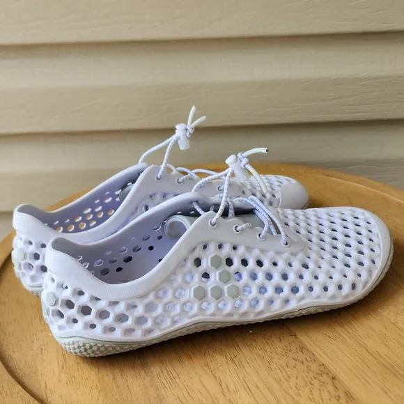 Vivo barefoot ultra lll bloom water shoes