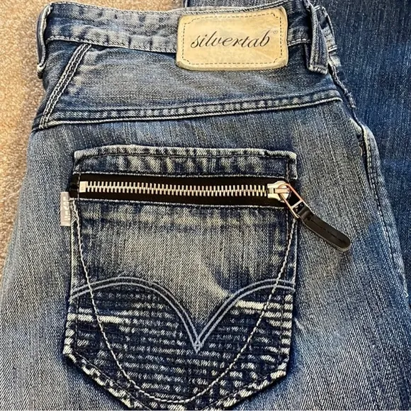 Vtg men’s 36x30 Levi’s SILVERTAB denim 90’s retro slim boot cut silvertab jeans