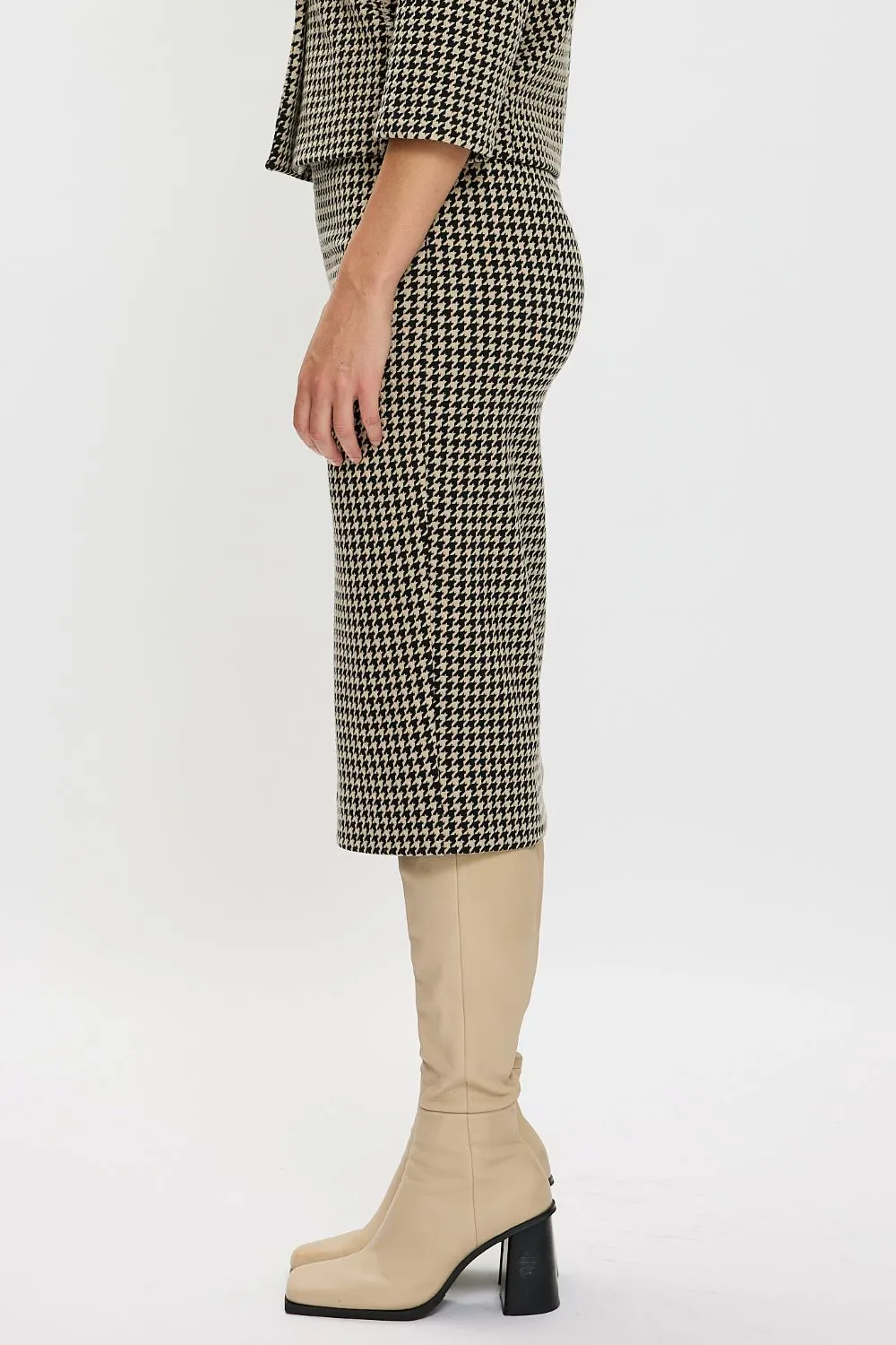 Wales Pull On Skirt
