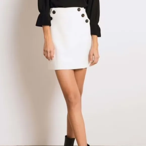 White Cream Banana Republic Mini Skirt NWT 10